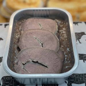 cooked-roast-beef-gravy-tray-glasgow-butchers-david-cox-home-delivery